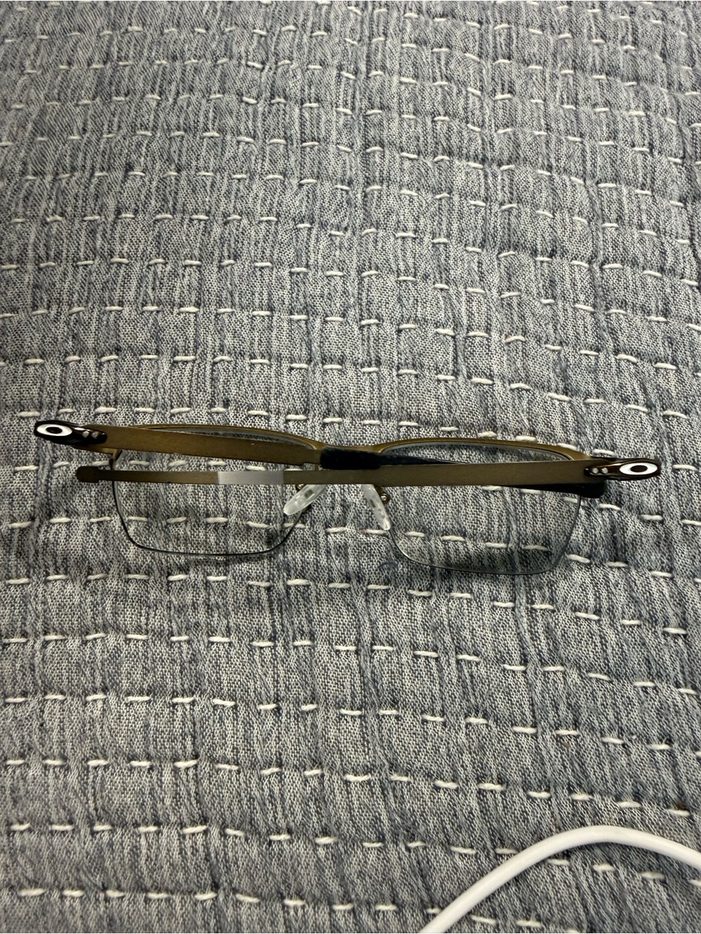 Oakley TinCup 0.5 Ti eyeglasses in powder pewter …missing right temple tip!!